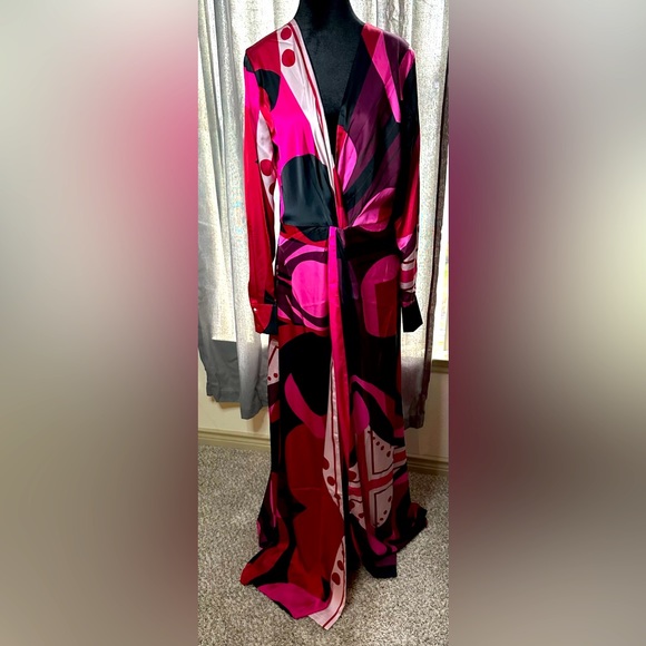 Dresses & Skirts - Long sleeve maxi dress